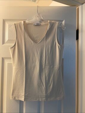 Sleeveless V-Neck Tank Top in Cream by Kettlewell